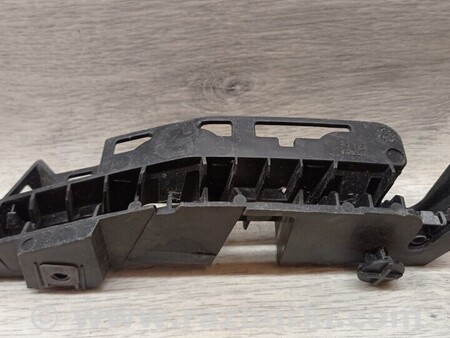 ФОТО Кронштейн кріплення направляюча переднього бампера ліва для Peugeot 308 Київ