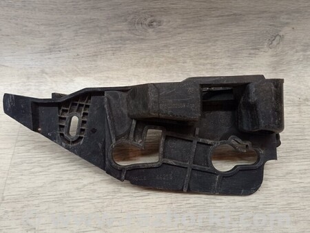 ФОТО Кронштейн кріплення направляюча переднього бампера лівий для Peugeot 308 Київ