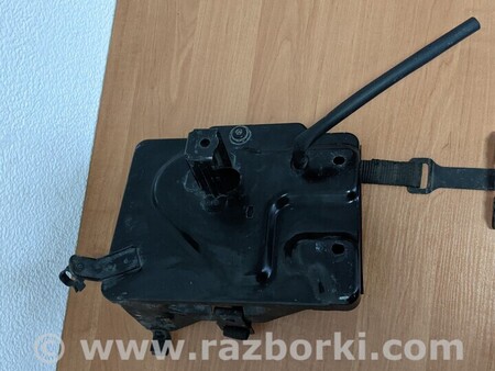 ФОТО Подставка под аккумулятор для Fiat 500 (07-15) Киев