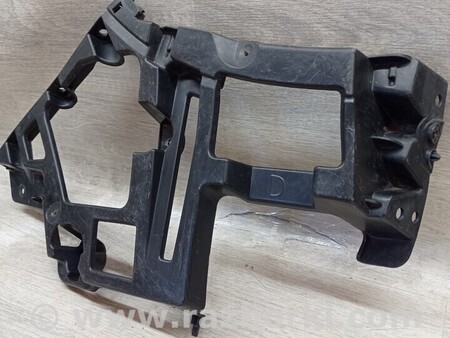 ФОТО Кронштейн кріплення башмак опора направляюча заднього бампера для Peugeot 508 Київ