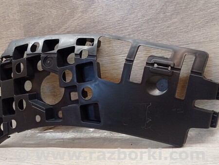 ФОТО Кронштейн кріплення башмак опора направляюча переднього бампера для Peugeot 3008 Киев