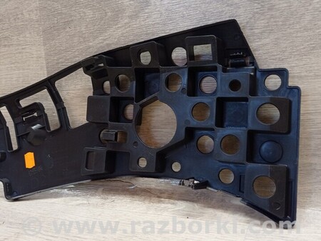 ФОТО Кронштейн кріплення башмак опора направляюча переднього бампера для Peugeot 3008 Киев