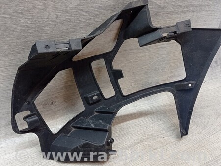 ФОТО Кронштейн кріплення направляюча переднього бампера правий для Peugeot 3008 Киев