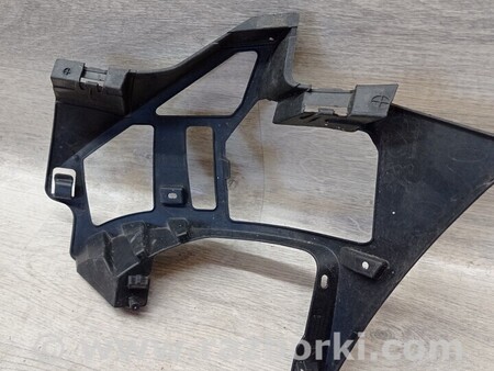 ФОТО Кронштейн кріплення направляюча переднього бампера правий для Peugeot 3008 Киев