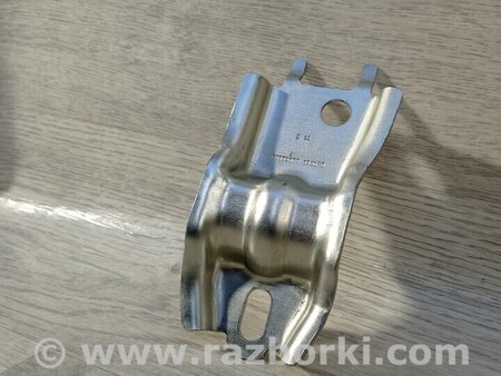 ФОТО Скоба кронштейн кріплення напрявляюча переднього стабілізатора ліва для Peugeot 3008 Киев