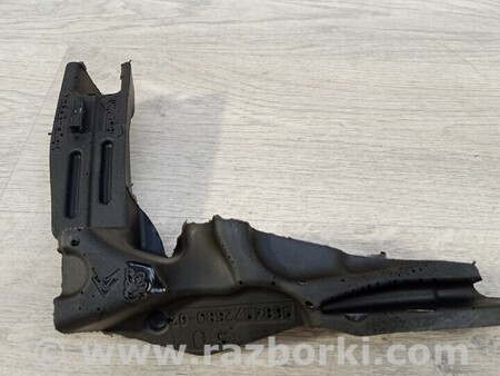 ФОТО Уплотнитель Жабо Паралон жабо правий НОВИЙ для Peugeot 3008 Киев