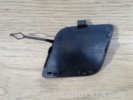 ФОТО Заглушка бампера буксировочного крюка передняя для BMW 1-Series (все года выпуска) Киев