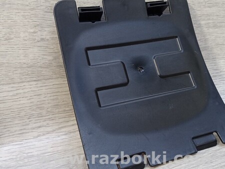 ФОТО Заглушка Подкрылка переднего левая правая для BMW 1-Series (все года выпуска) Киев