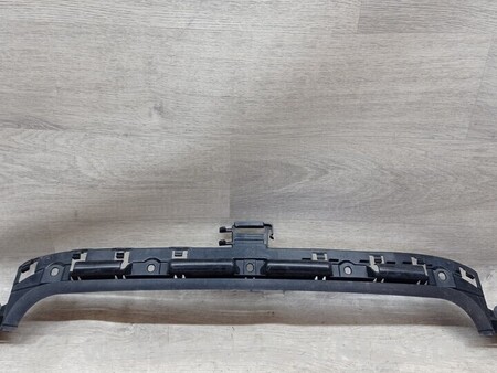 ФОТО Кронштейн бампера заднего центральный для BMW 1-Series (все года выпуска) Киев