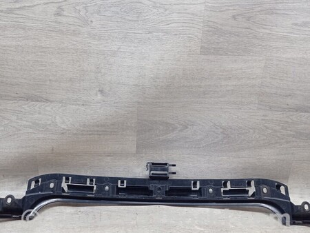 ФОТО Кронштейн бампера заднего центральный для BMW 1-Series (все года выпуска) Киев