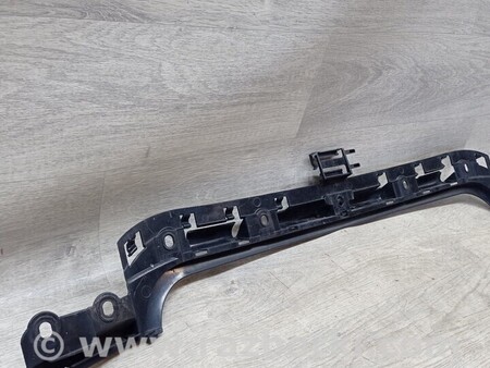 ФОТО Кронштейн бампера заднего центральный для BMW 1-Series (все года выпуска) Киев