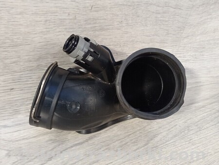 ФОТО Патрубок воздушный для BMW 1-Series (все года выпуска) Киев