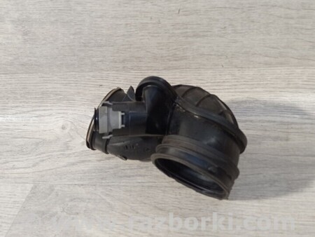 ФОТО Патрубок воздушный для BMW 1-Series (все года выпуска) Киев