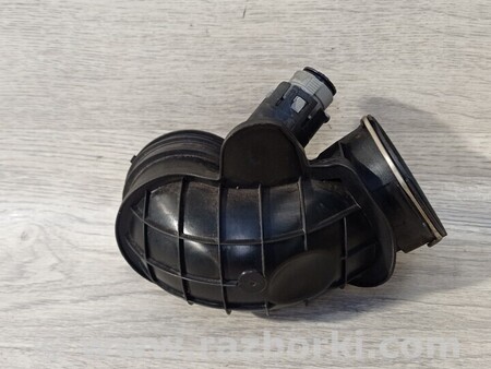 ФОТО Патрубок воздушный для BMW 1-Series (все года выпуска) Киев