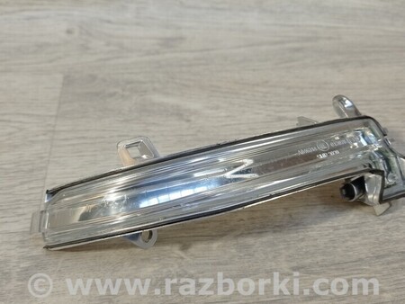 ФОТО Повторитель поворота дзеркало правий для BMW 1-Series (все года выпуска) Киев