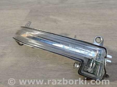 ФОТО Повторитель поворота дзеркало правий для BMW 1-Series (все года выпуска) Киев