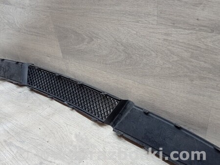 ФОТО Решетка радиатора нижняя для BMW 1-Series (все года выпуска) Киев