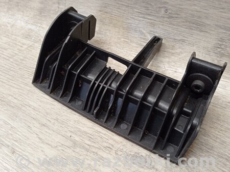 ФОТО Кронштейн кріплення направляюча фари передньої лівої для BMW 2-Series (все года выпуска) Киев