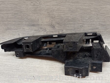 ФОТО Кронштейн кріплення направляюча заднього бампера права компакт для BMW 3-Series (все года выпуска) Киев