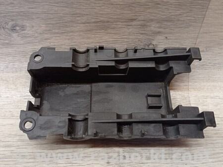 ФОТО Накладка кришка моторчика жалюзі для BMW 3-Series (все года выпуска) Киев