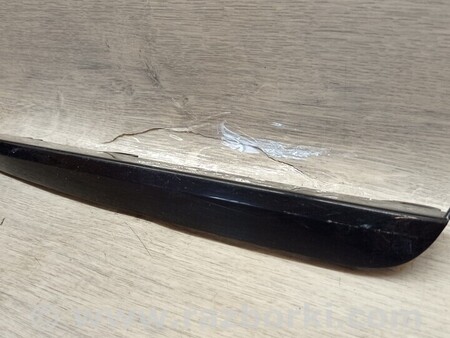 ФОТО Накладка решітки переднього бампера права для BMW 3-Series (все года выпуска) Киев