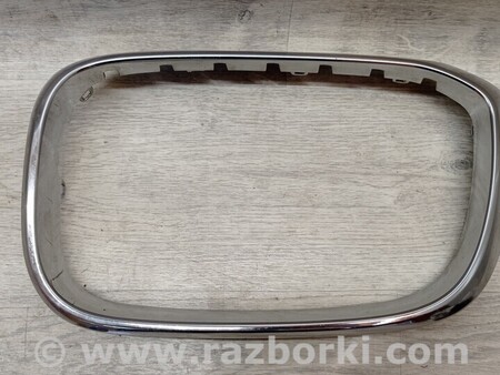 ФОТО Накладка хром рамка решітки радіатора ліва для BMW 3-Series (все года выпуска) Киев