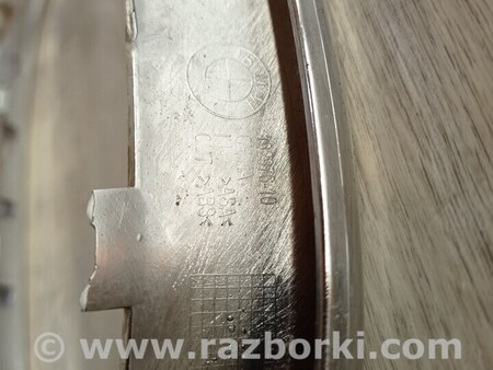 ФОТО Накладка хром рамка решітки радіатора ліва для BMW 3-Series (все года выпуска) Киев