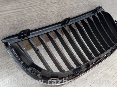 ФОТО Ноздря решітка радіатора ліва дорестайл для BMW 3-Series (все года выпуска) Киев