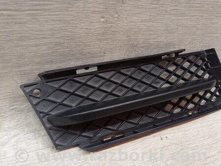 ФОТО Решітка заглушка переднього бампера права Тайвань для BMW 3-Series (все года выпуска) Киев