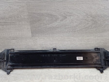 ФОТО Кронштейн кріплення направляюча панелі радіатора для BMW 5-Series (все года выпуска) Киев