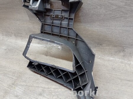 ФОТО Кронштейн кріплення туманки ПТФ переднього бампера правий для BMW 5-Series (все года выпуска) Киев