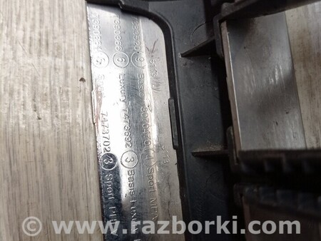 ФОТО Ноздря решітка радіатора права для BMW 5-Series (все года выпуска) Киев