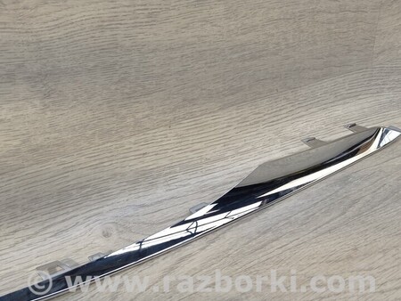 ФОТО Накладка бампера переднего правая для BMW 6-Series (все года выпуска) Киев