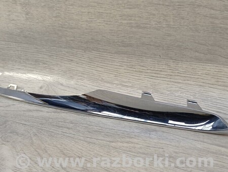 ФОТО Накладка бампера переднего правая для BMW 6-Series (все года выпуска) Киев