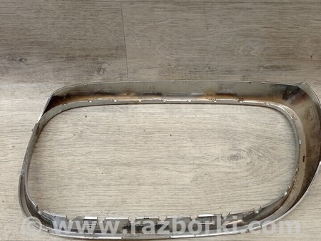 ФОТО Накладка хром рамка решітки радіатора права для BMW 7-Series (все года выпуска) Киев