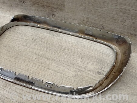 ФОТО Накладка хром рамка решітки радіатора права для BMW 7-Series (все года выпуска) Киев