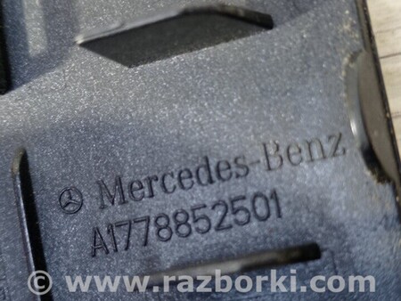 ФОТО Заглушка бампера буксировочного крюка задняя для Mercedes-Benz A-klasse Киев