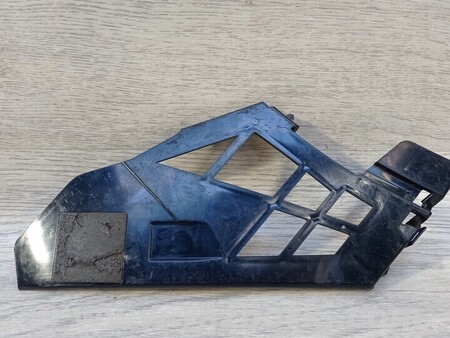 ФОТО Кронштейн бампера переднего правый для Mercedes-Benz A-klasse Киев