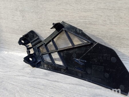 ФОТО Кронштейн бампера переднего правый для Mercedes-Benz A-klasse Киев