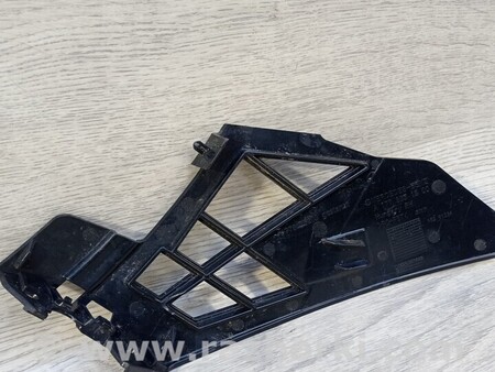 ФОТО Кронштейн бампера переднего правый для Mercedes-Benz A-klasse Киев