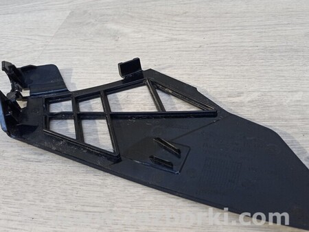 ФОТО Кронштейн бампера переднего правый для Mercedes-Benz A-klasse Киев