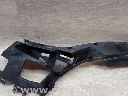 ФОТО Кронштейн кріплення направляюча башмак переднього бампера лівий для Mercedes-Benz A-klasse Киев