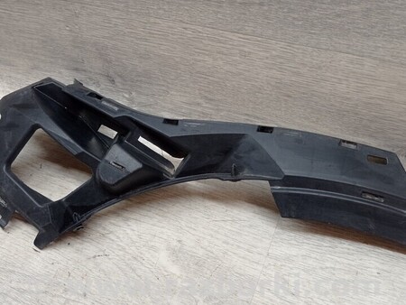 ФОТО Кронштейн кріплення направляюча башмак переднього бампера лівий для Mercedes-Benz A-klasse Киев