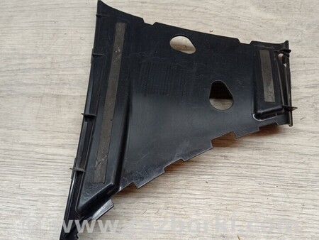 ФОТО Кронштейн кріплення направляюча переднього бампера лівий для Mercedes-Benz A-klasse Київ