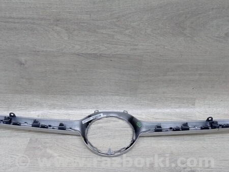 ФОТО Молдинг решетки радиатора переднего бампера для Mercedes-Benz A-klasse Київ