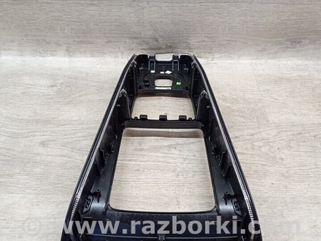 ФОТО Накладка обшивка рамка центральної консолі панелі приладів для Mercedes-Benz A-klasse Київ