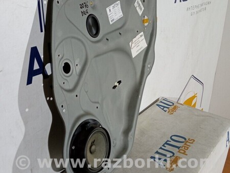 ФОТО Перегородка задніх правих дверей для Mercedes-Benz A-klasse Київ