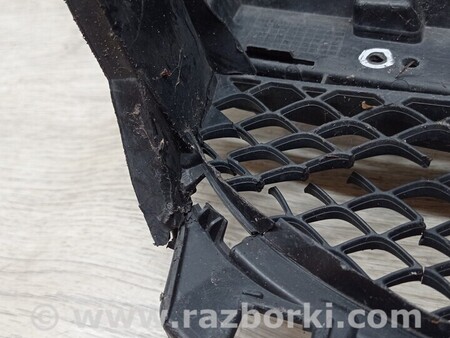 ФОТО Решетка радиатора бампера переднего центральная для Mercedes-Benz A-klasse Київ