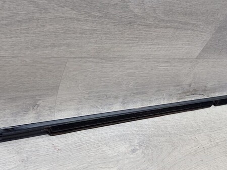 ФОТО Уплотнитель резинка двери задняя левой для Mercedes-Benz A-klasse Київ