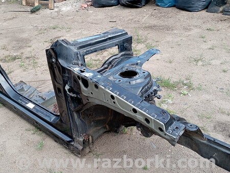 ФОТО Четверть передняя правая для Mercedes-Benz A-klasse Київ